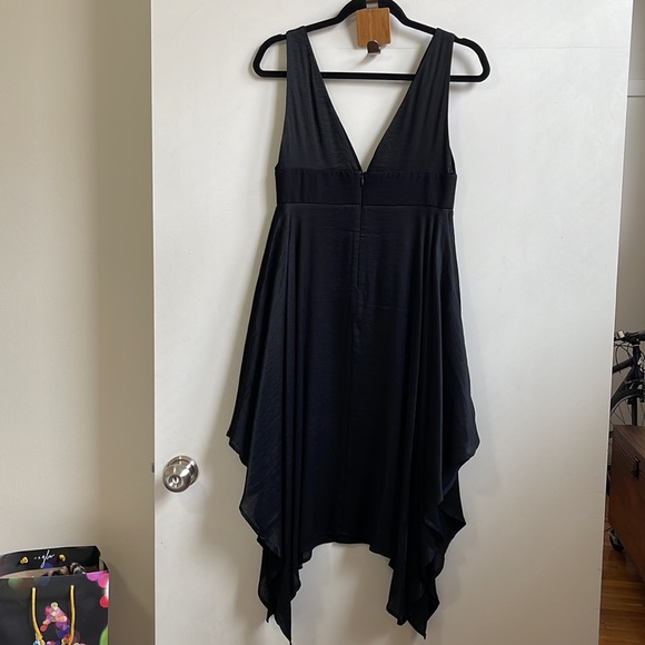 Moulinette Soeurs Whitney Satin V-Neck Asymmetric Black Dress FINAL PRICE - Picture 3 of 7